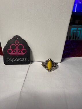paparazzi Yellow Marquise Statement Filigree Ring